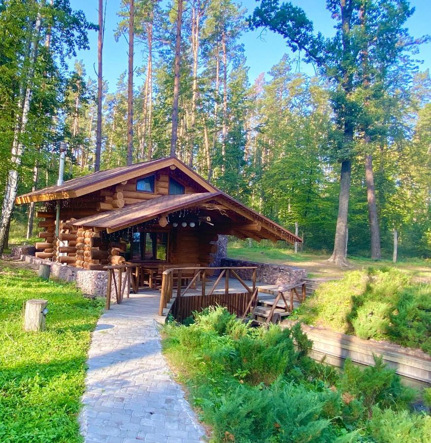 Resort Stariy Prud Pylypovychi Exterior photo