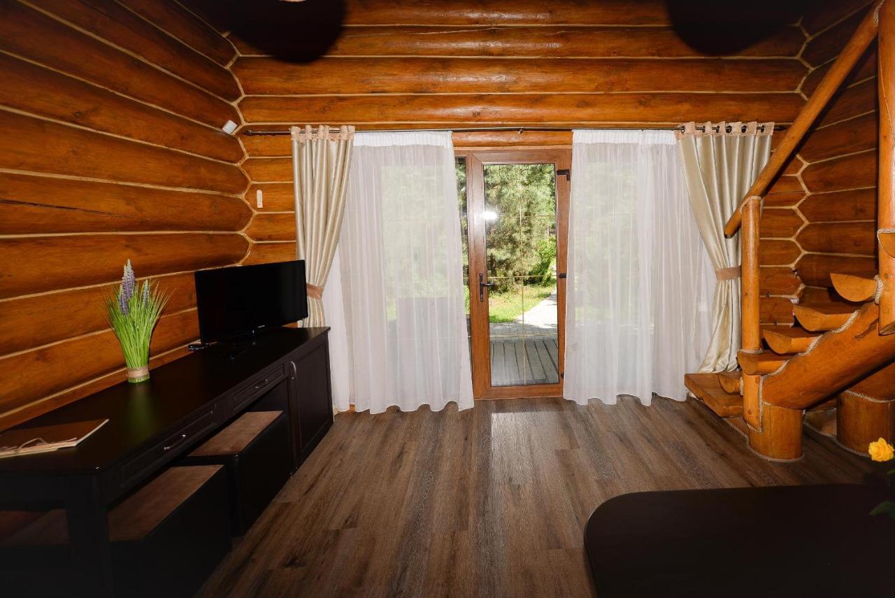 Resort Stariy Prud Pylypovychi Exterior photo