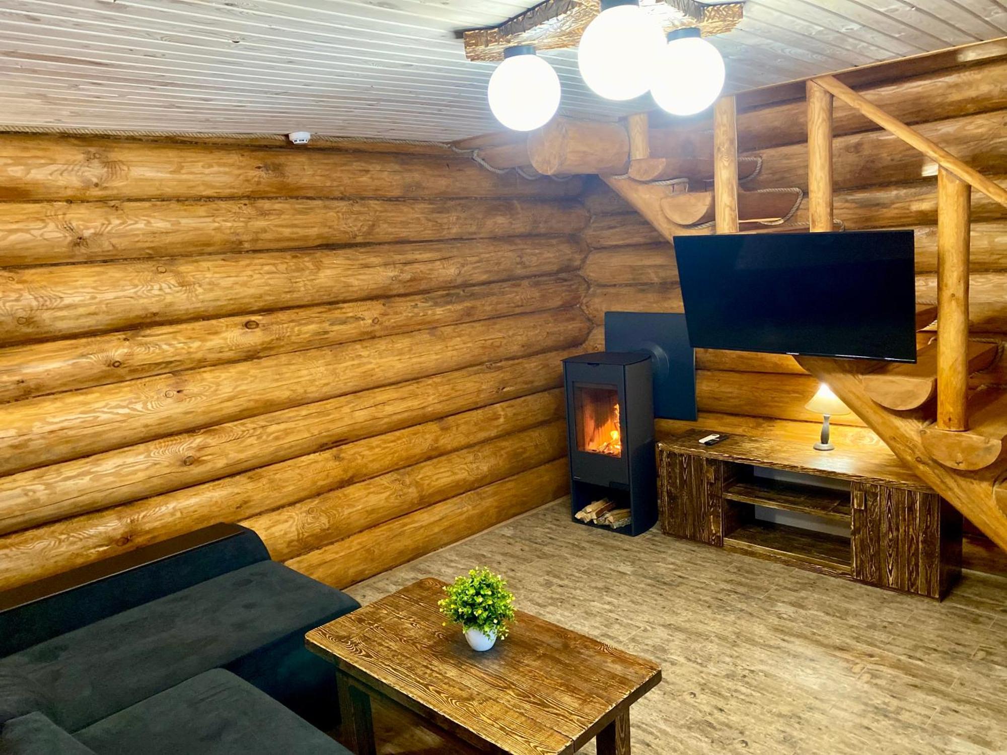 Resort Stariy Prud Pylypovychi Exterior photo
