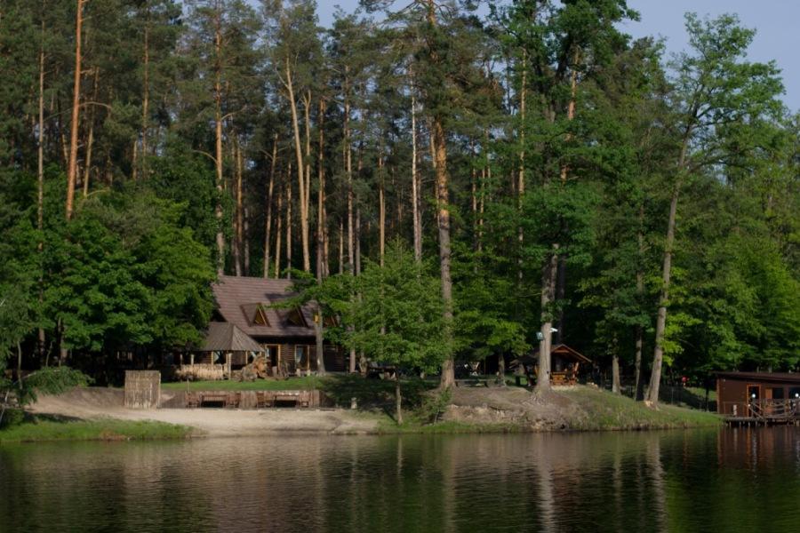 Resort Stariy Prud Pylypovychi Exterior photo